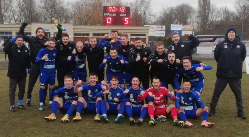 Piłka nożna: 3 liga Świt pewnie wygrywa w Gnieźnie