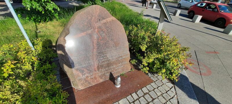 Zaniedbany pomnik Rodła. Jest petycja do prezydenta