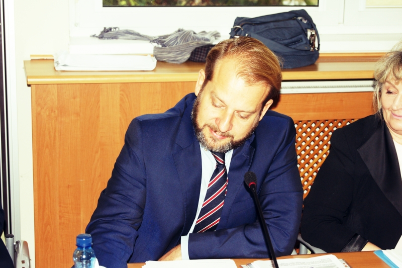 Police: Radni chcą i nie chcą dodatkowej kontroli