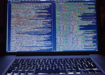 Cyberatak na Ukrainę i ogłoszenie stopnia alarmowego ALFA-CRP w Polsce