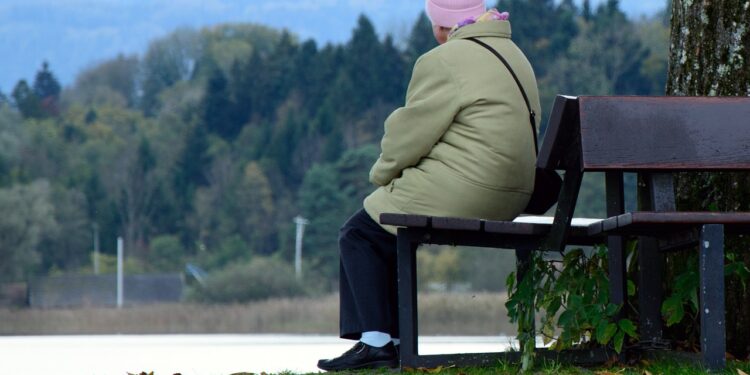 Dwie seniorki padły ofiarą oszustów. Jedna straciła 15 tys. zł!