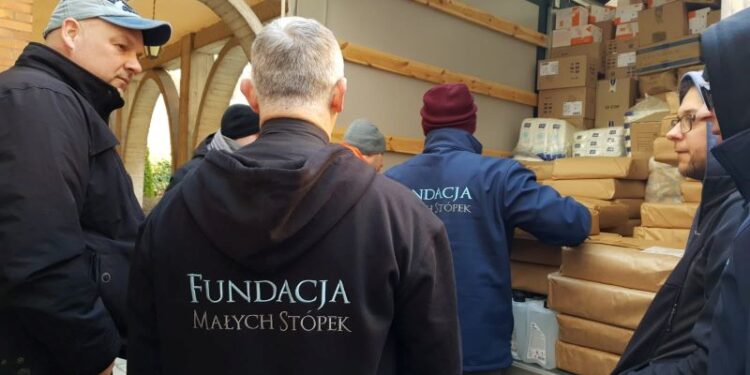 Rekordowa zbiórka pieniędzy Caritas i ogromna pomoc Kościoła dla Ukrainy