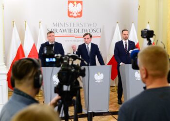 Ziobro: Polska energetyka powinna być oparta na polskich zasobach