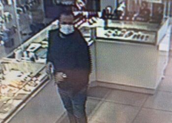 Chodzą po sklepach i zbierają pieniądze na głuchoniemych