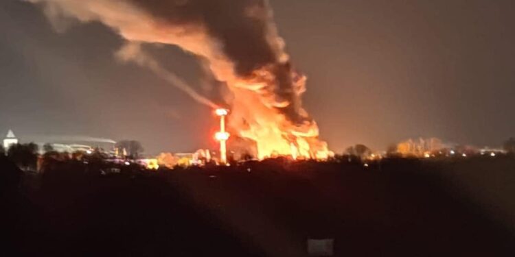 Milionowe straty po nocnym pożarze w Goleniowie