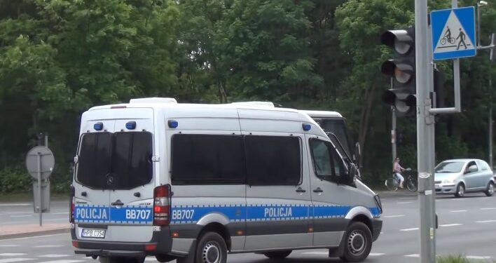 Niemka wjechała autem na plażę