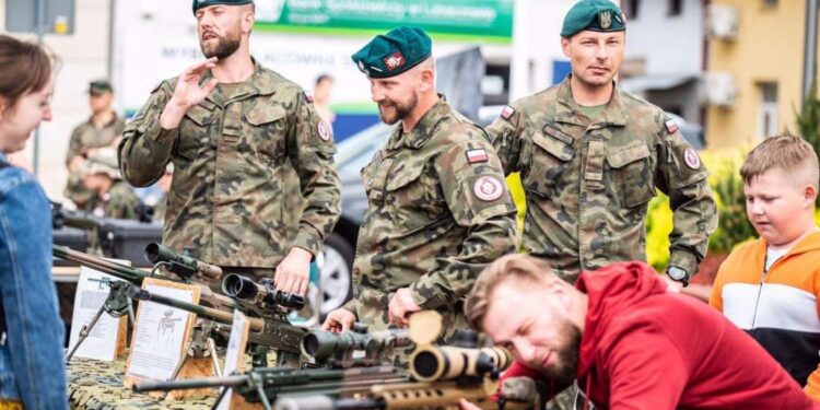 Ruszyła rekrutacja do dobrowolnej służby wojskowej. 1600 chętnych w ciągu jednego dnia!