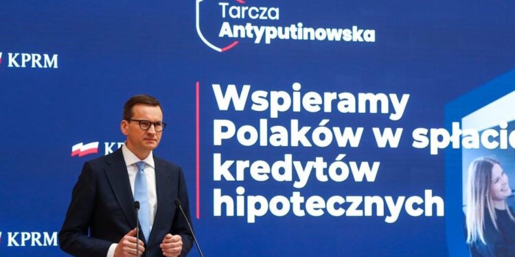 Wakacje kredytowe i likwidacja WIBOR. Premier przedstawił plan pomocy dla kredytobiorców