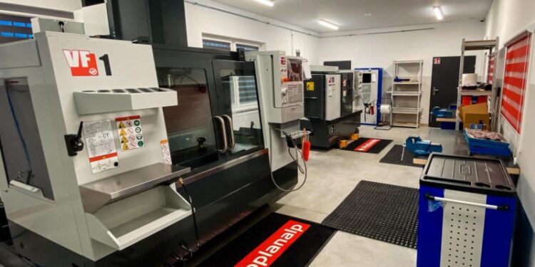 Więźniowie dzięki nowoczesnej pracowni zdobędą zawód