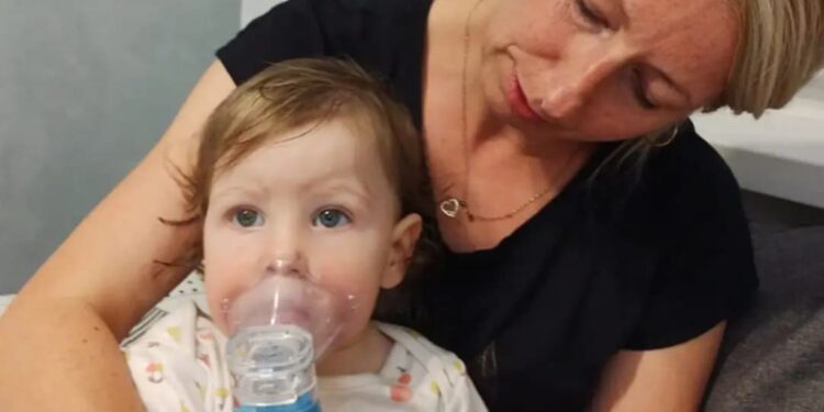 Mała Amanda cierpi na syndrom wiecznego głodu