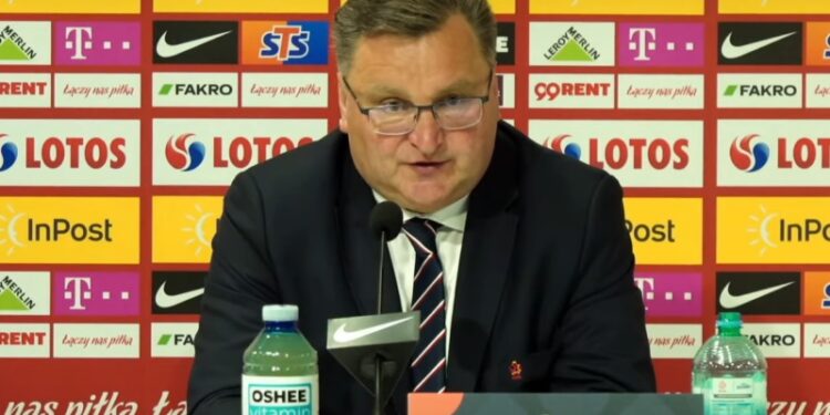 Czesław Michniewicz zaskoczył na konferencji prasowej. Reprezentacja Polski okradziona!