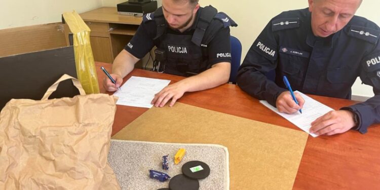 W Kołobrzegu zatrzymano organizatora nielegalnej gry w 3 cukierki