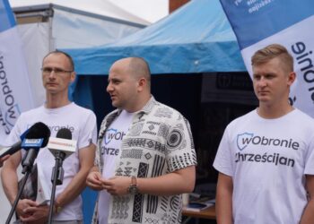 Szczecin: Bronią praw chrześcijan, zbiórka podpisów na Jarmarku Jakubowym