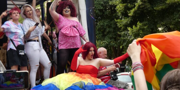 Sanepid poszukuje uczestników afterparty Marszu Równości w Szczecinie