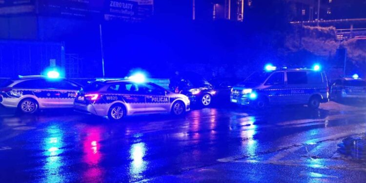 Pod wpływem narkotyków, na kradzionych rejestracjach kradł paliwo ze stacji benzynowych