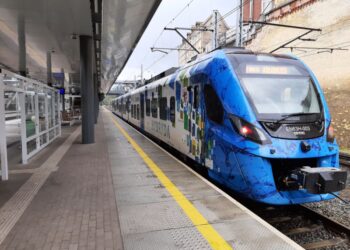 Darmowa komunikacja miejska dla wszystkich i pociągi regionalne dla niektórych