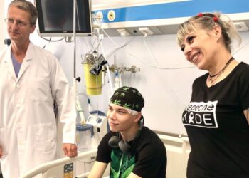 Szczecin: Pierwsza taka operacja w Polsce! Nastolatkowi wszczepiono elektrody stereo-EEG