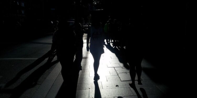 Kołbaskowo: Mieszkańcy muszą przyzwyczajać się do ciemności? Gmina zamierza oszczędzać