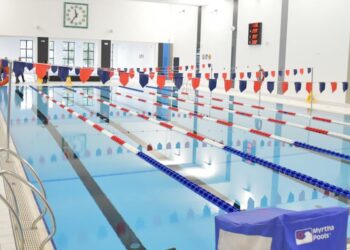 Na stargardzkim basenie ratownik uratował płetwonurka