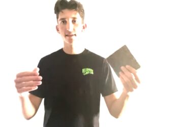 Zamiast plastiku – fusy po kawie. Szczeciński licealista z genialnym projektem! Pomóżmy wygrać mu konkurs!