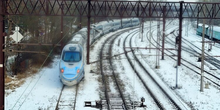 Pendolino „zamarzło” w Kołobrzegu