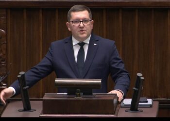 Projekt ustawy „W Obronie Chrześcijan” w Sejmie! Czy posłowie poprą wolę blisko 400 tys. obywateli?