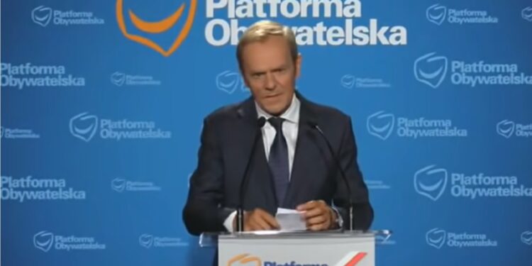 Będzie „tuskowe” dla byłych esbeków? Naprawę „krzywd” zapowiada szef Platformy Obywatelskiej