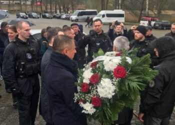 Niemcy segregują Polaków w byłym obozie koncentracyjnym Ravensbrück