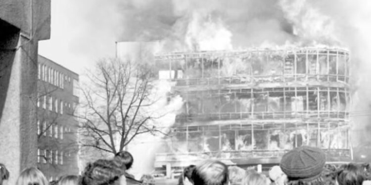 42. rocznica tragedii w Szczecinie. Pożar „Kaskady” pochłonął życie 14 osób