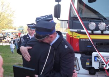 Dzięki determinacji druhów, OSP Żarowo z nowym samochodem gaśniczym