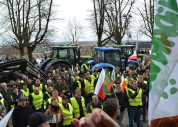 Traktory zablokują wyjazd z Trasy Zamkowej. „Nie może być tak, że polski rolnik będzie zaorany”
