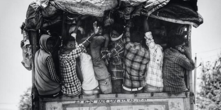 UE zadecydowała o przymusowej relokacji migrantów. Dariusz Matecki: Tragiczna dla bezpieczeństwa Polski decyzja