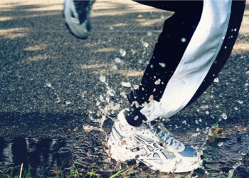 Świnoujście: Zakopał tajemniczy pakunek i uciekał przed policją