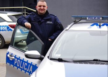 Skuteczna interwencja funkcjonariusza. Policjant z Mirosławca w czasie wolnym od służby zatrzymał nietrzeźwego kierującego