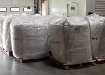 Zachodniopomorska KAS zatrzymuje prezesów spółek w sprawie fałszywych faktur na ponad 190 mln zł