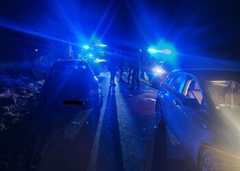 Pijany 17-latek uciekał samochodem przed policją, w aucie miał jeszcze troje 15-latków