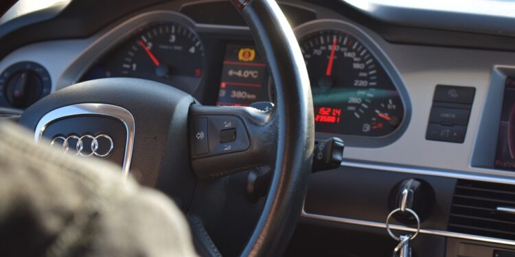 Szczecin: 41-latek włamał się do Audi. Może spędzić w więzieniu nawet 10 lat