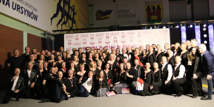 Szczecińscy tancerze triumfują w Warszawie