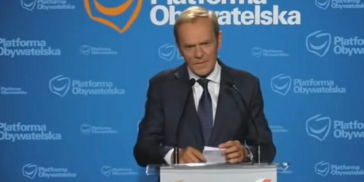 Donald Tusk wskazał na rosyjskie służby w sprawie pożaru przy Marrywilskiej 44