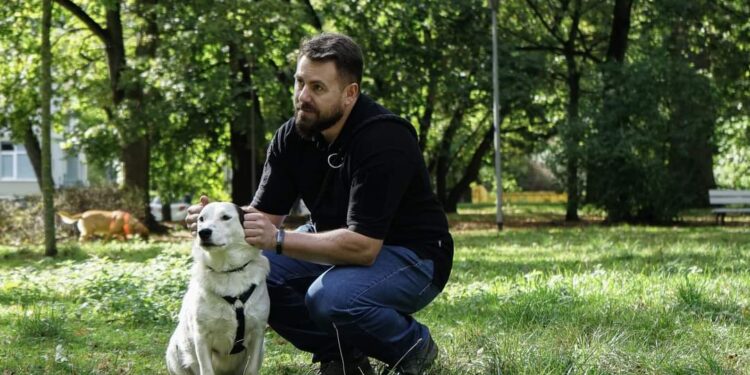 Chcą utworzenia wybiegu dla psów w parku im. Stefana Żeromskiego