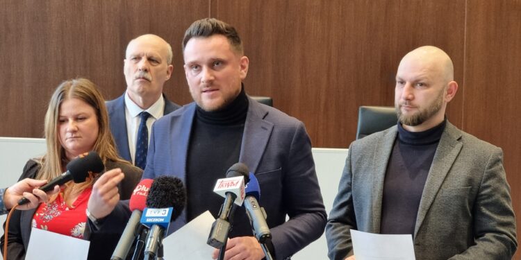 Radni PiS: Strefa Czystego Transportu w Szczecinie to szaleńczy pomysł.