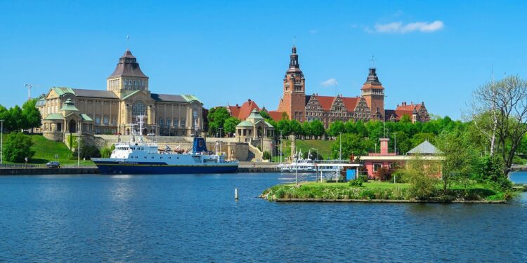 Wracają rejsy statkiem Odra Queen do Świnoujścia