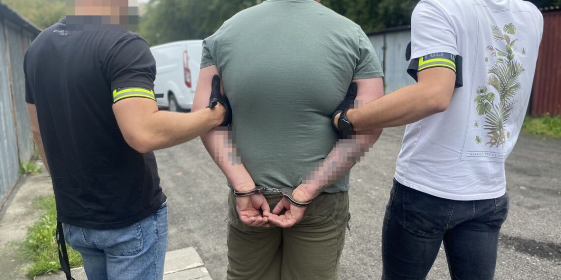 Zuchwała kradzież elektronarzędzi. Złodzieje szybko schwytani.