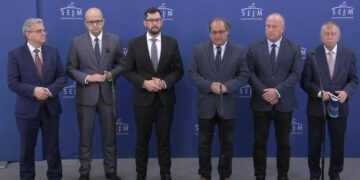 Alarm w Gryfinie: Elektrownia Dolna Odra przed likwidacją. Posłowie biją na alarm.